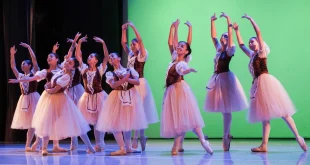 La Escuela Oficial de Ballet celebra una nueva edición del Family Day en el Teatro Provincial